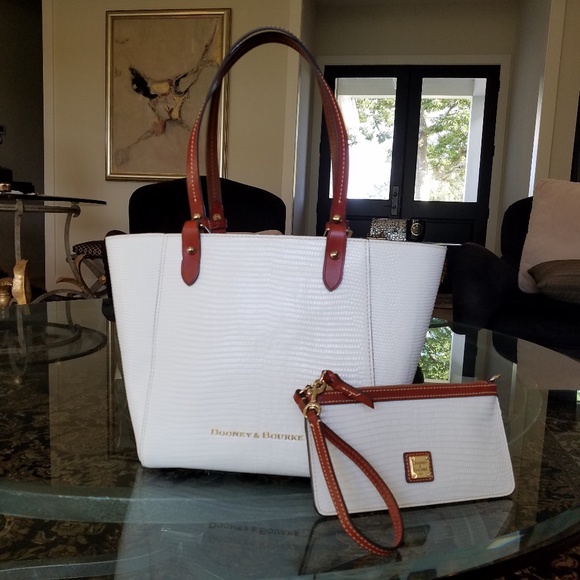 Dooney & Bourke Handbags - Dooney & Bourke Lizard Embossed Janie Tote